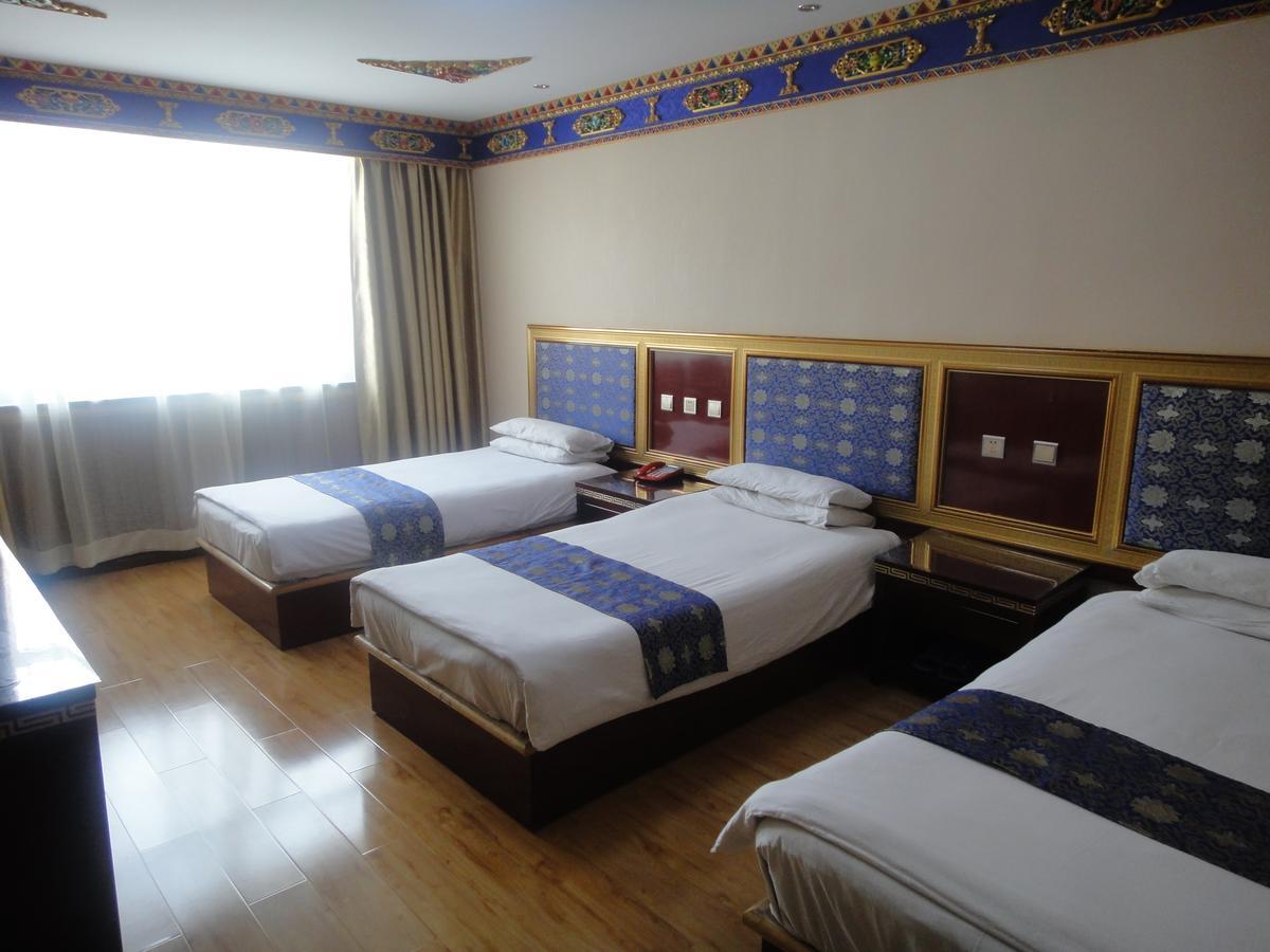 Overseas Tibetan Hotel Xiahe Extérieur photo