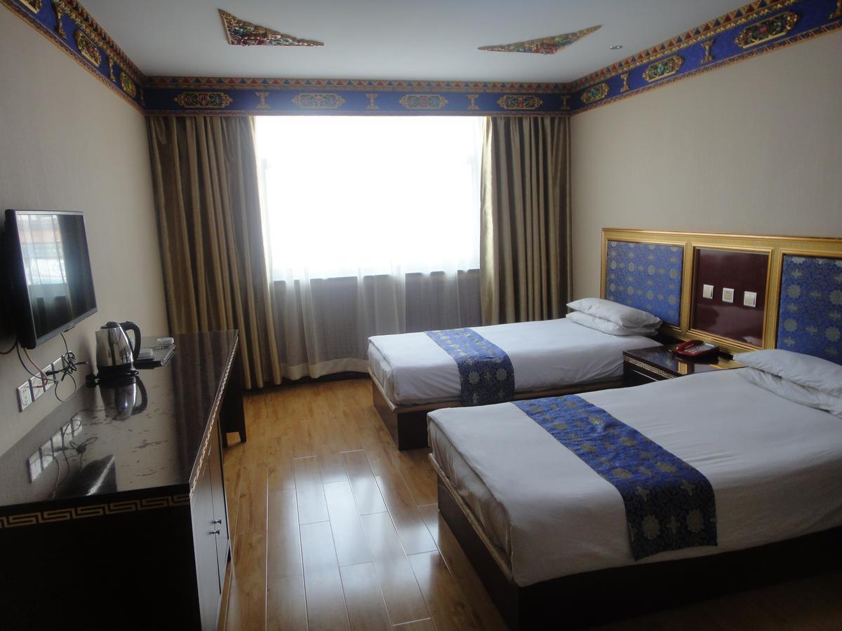 Overseas Tibetan Hotel Xiahe Extérieur photo