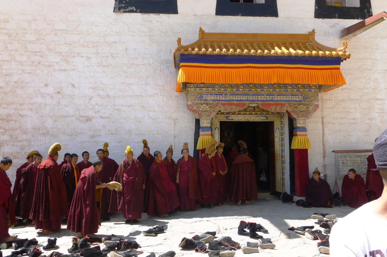 Overseas Tibetan Hotel Xiahe Extérieur photo