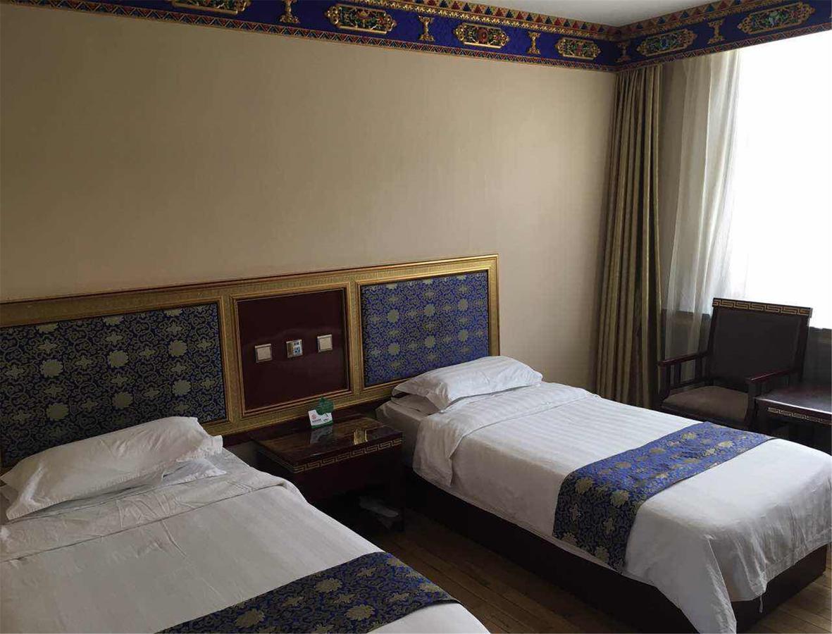 Overseas Tibetan Hotel Xiahe Extérieur photo